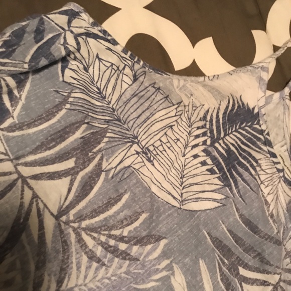 American Eagle Palm Tree print tank top - Picture 2 of 3